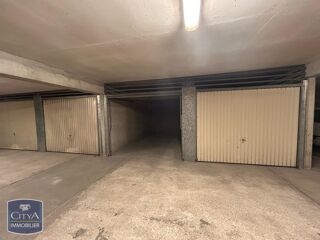  Parking / Garage à vendre 13 m²