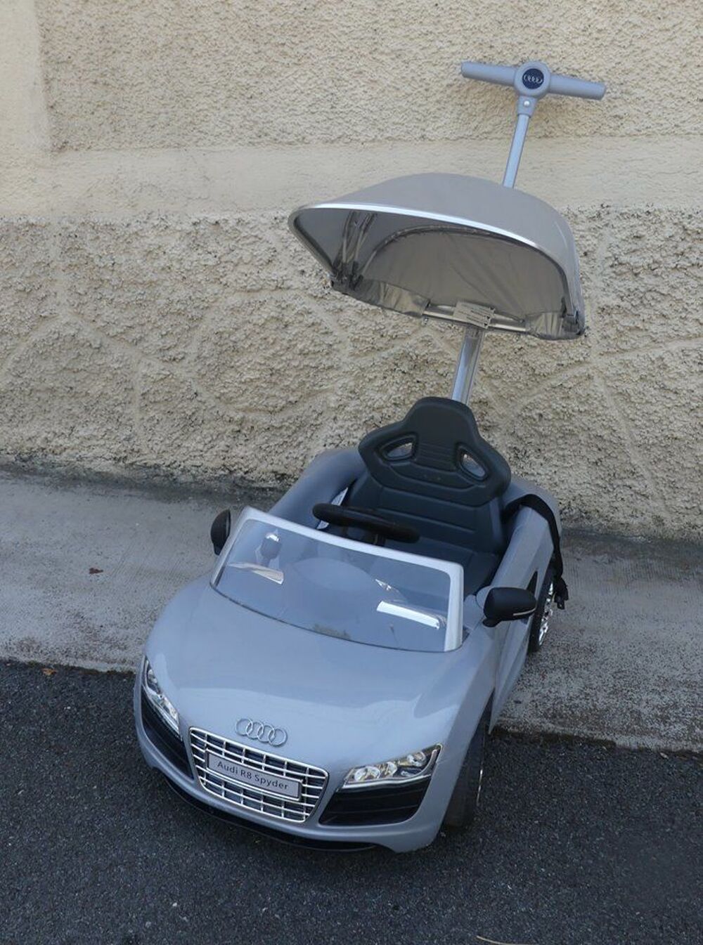 Porteur Audi R8 - Gris M&eacute;tallis&eacute; NON ELECTRIQUE Jeux / jouets