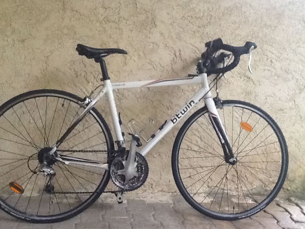 V&eacute;lo route B'Twin Trban 5 Vélos