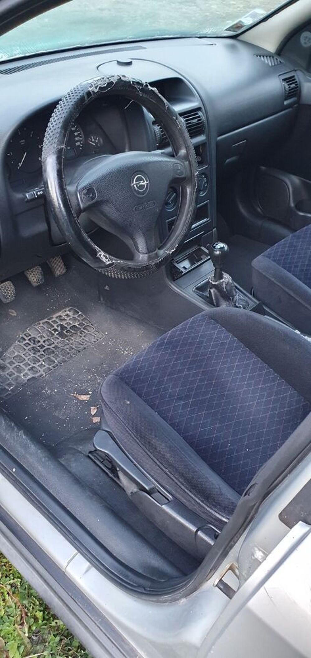 Astra 2.0 DTI 16V Comfort 2000 occasion 38300 Succieu