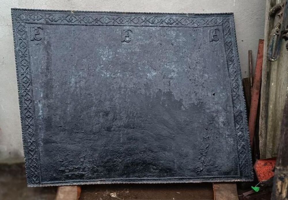 Diverses plaques de chemin&eacute;es Décoration