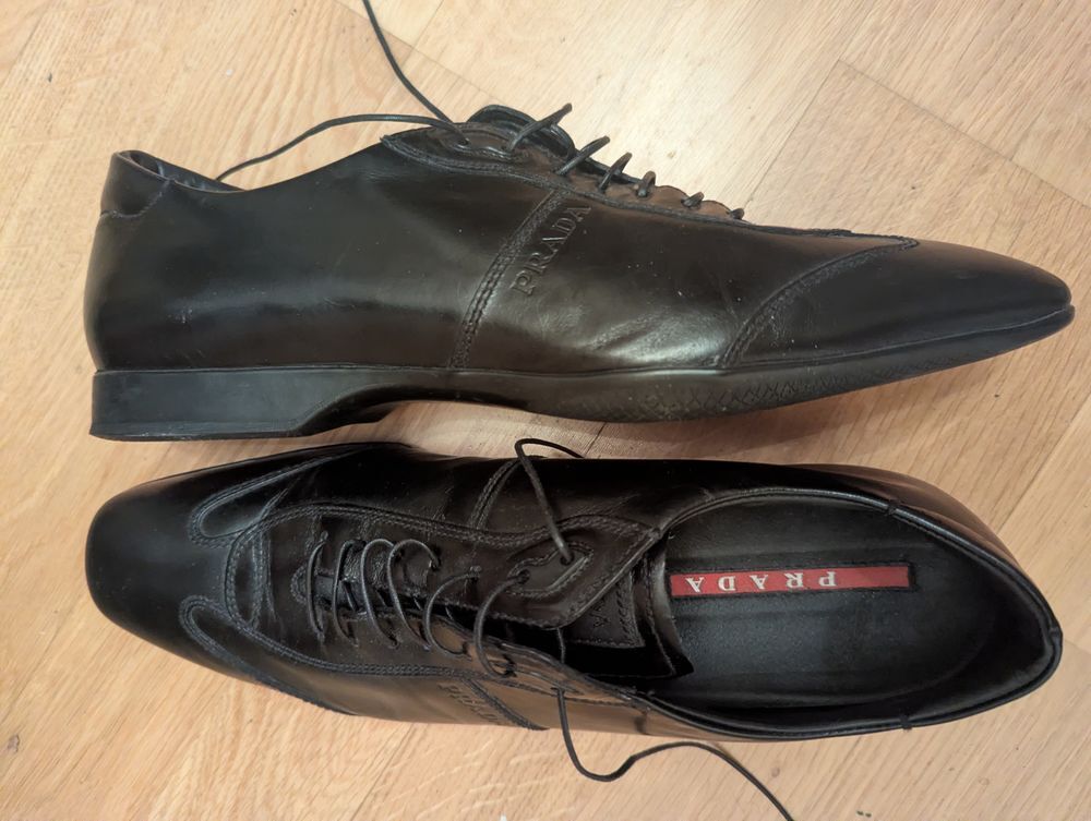 Chaussures &agrave; lacets homme PRADA Chaussures