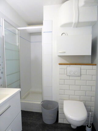  Appartement à louer 2 pièces 45 m²