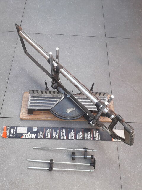 SCIE A MAIN A ONGLET. 10 Fr�vent (62)