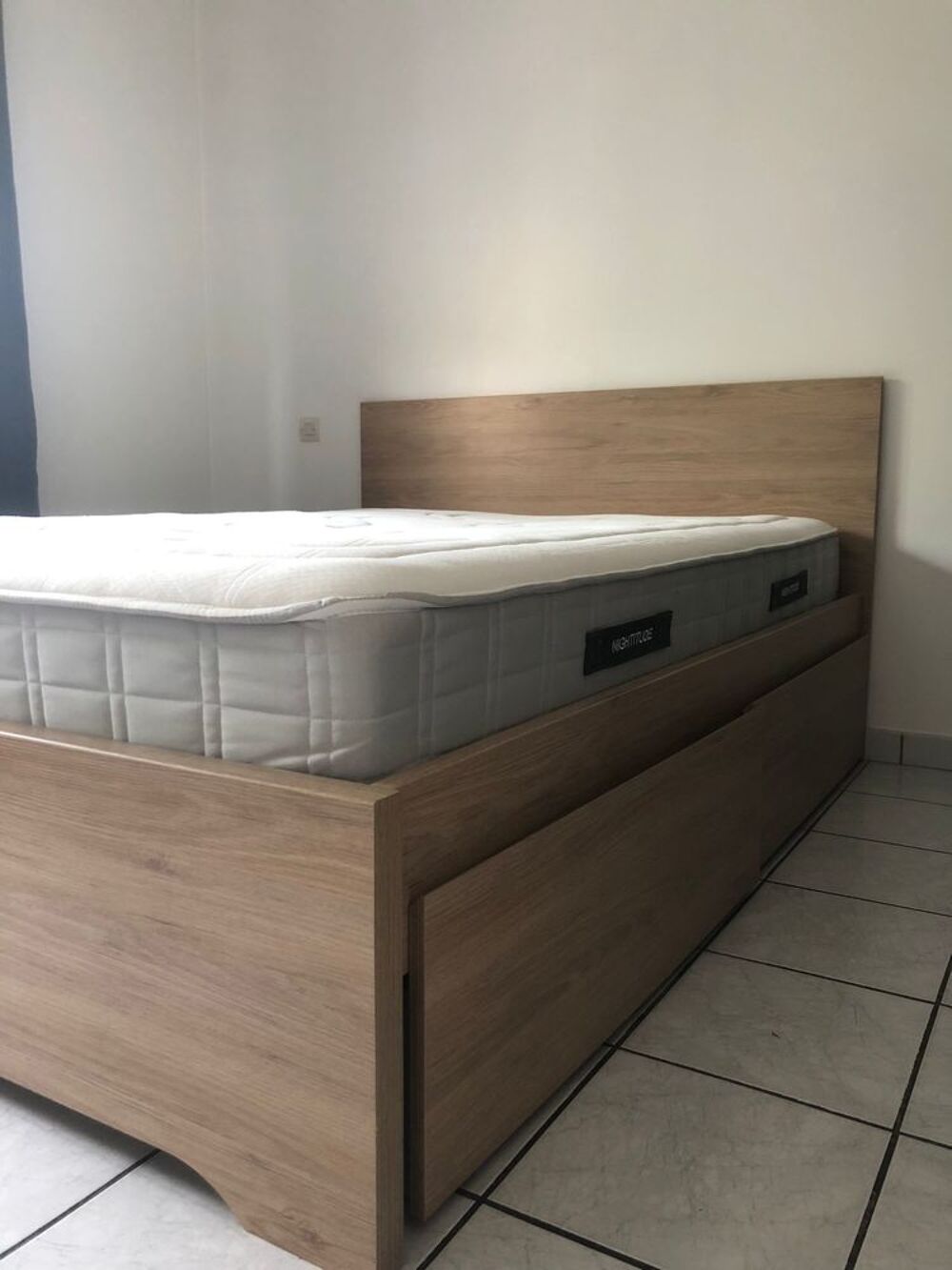Lit adulte 140x190 Meubles