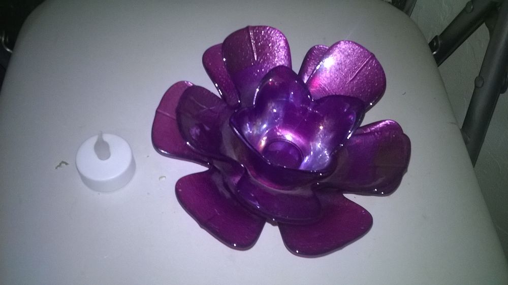 Bougeoir 
Trefle 
&agrave; 6 Feuilles 
en verre violet
Dcoration