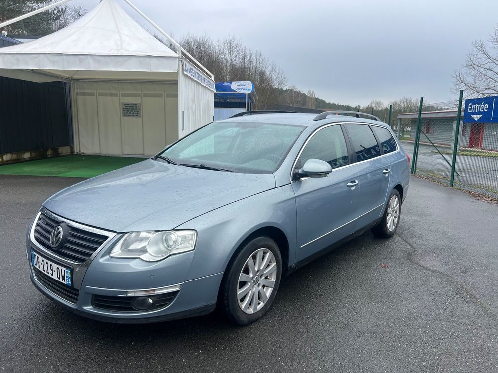 Passat SW 1.6 TDI 105 CR FAP BlueMotion Confortline 2010 occasion 24750 Tr&eacute;lissac