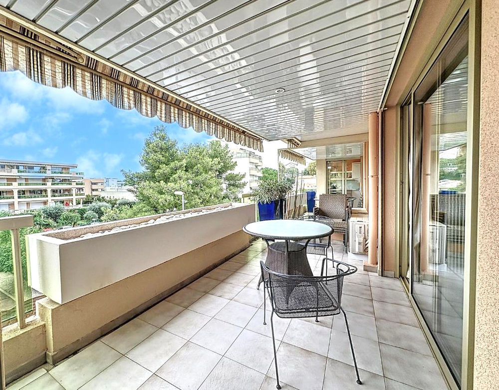 Vente Appartement ST LAURENT DU VAR - BORD DE MER -  2 PIECES 61m² Saint-laurent-du-var