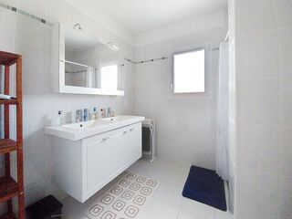  Maison  vendre 7 pices 235 m