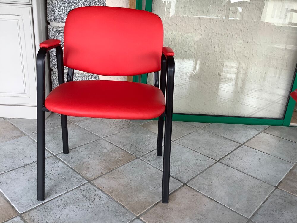 Chaise avec accoudoirs Meubles