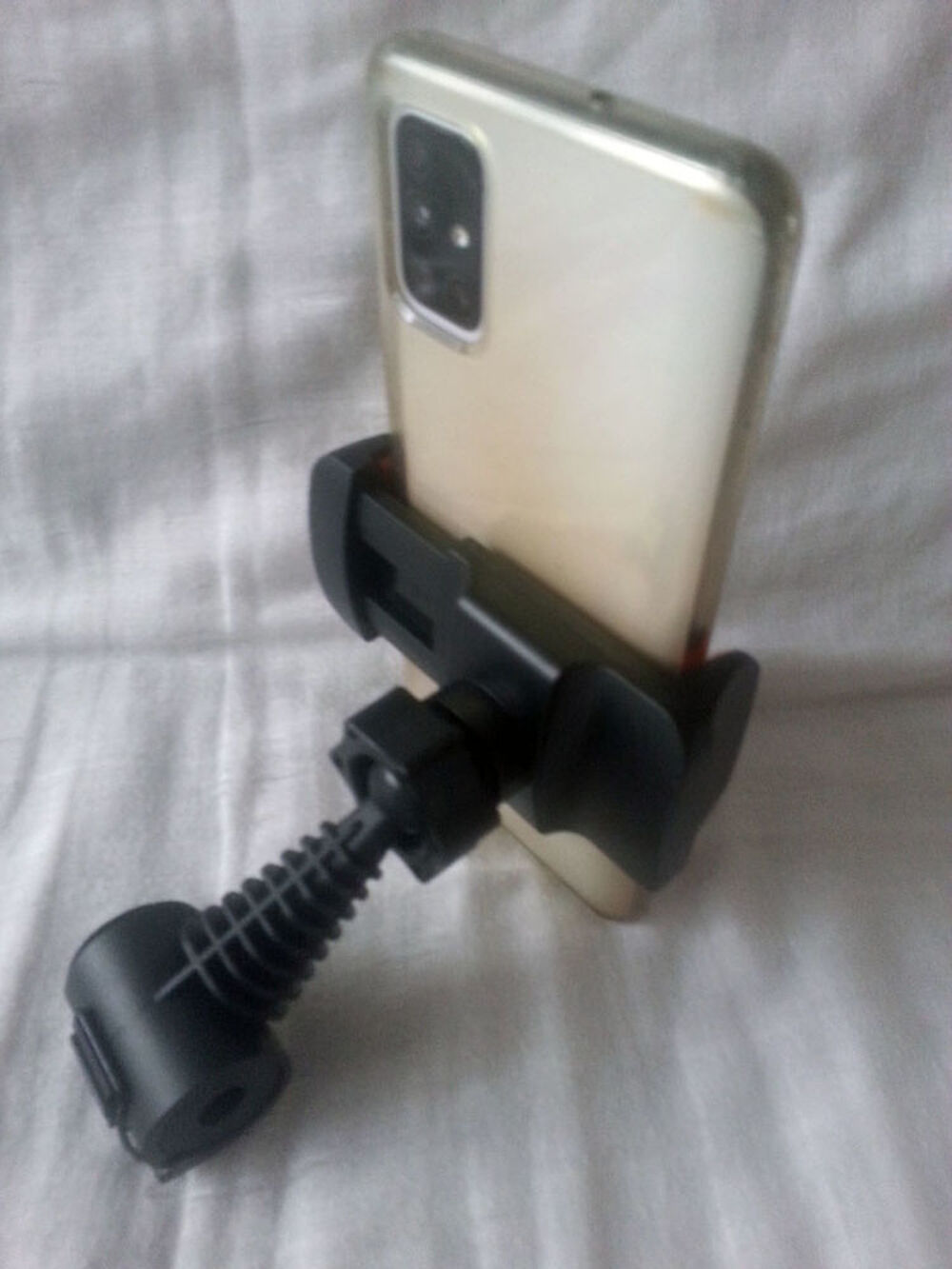 PINCE UNIVERSELLE NEUVE POUR TREPIED LUMINEUX ET AUTRE Téléphones et tablettes