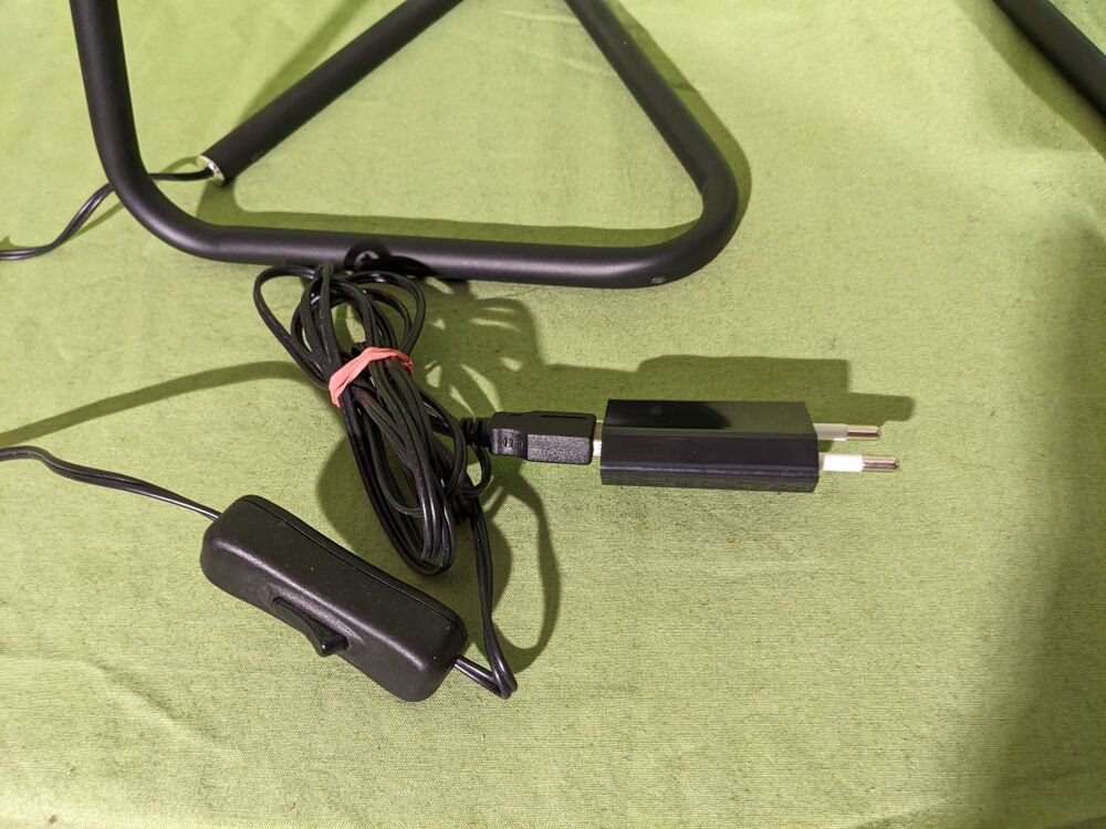 Paire de lampes led tr&egrave;s basse consommation DESIGN HARTE USB Décoration