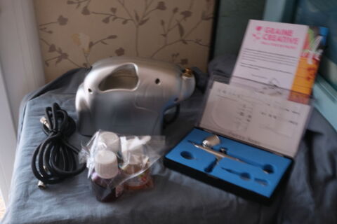 Aerographe pour miniatures 55 Digne-les-Bains (04)