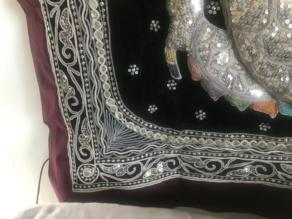 Grande tenture Kalaga Birmanie brod&eacute;e main perles Décoration