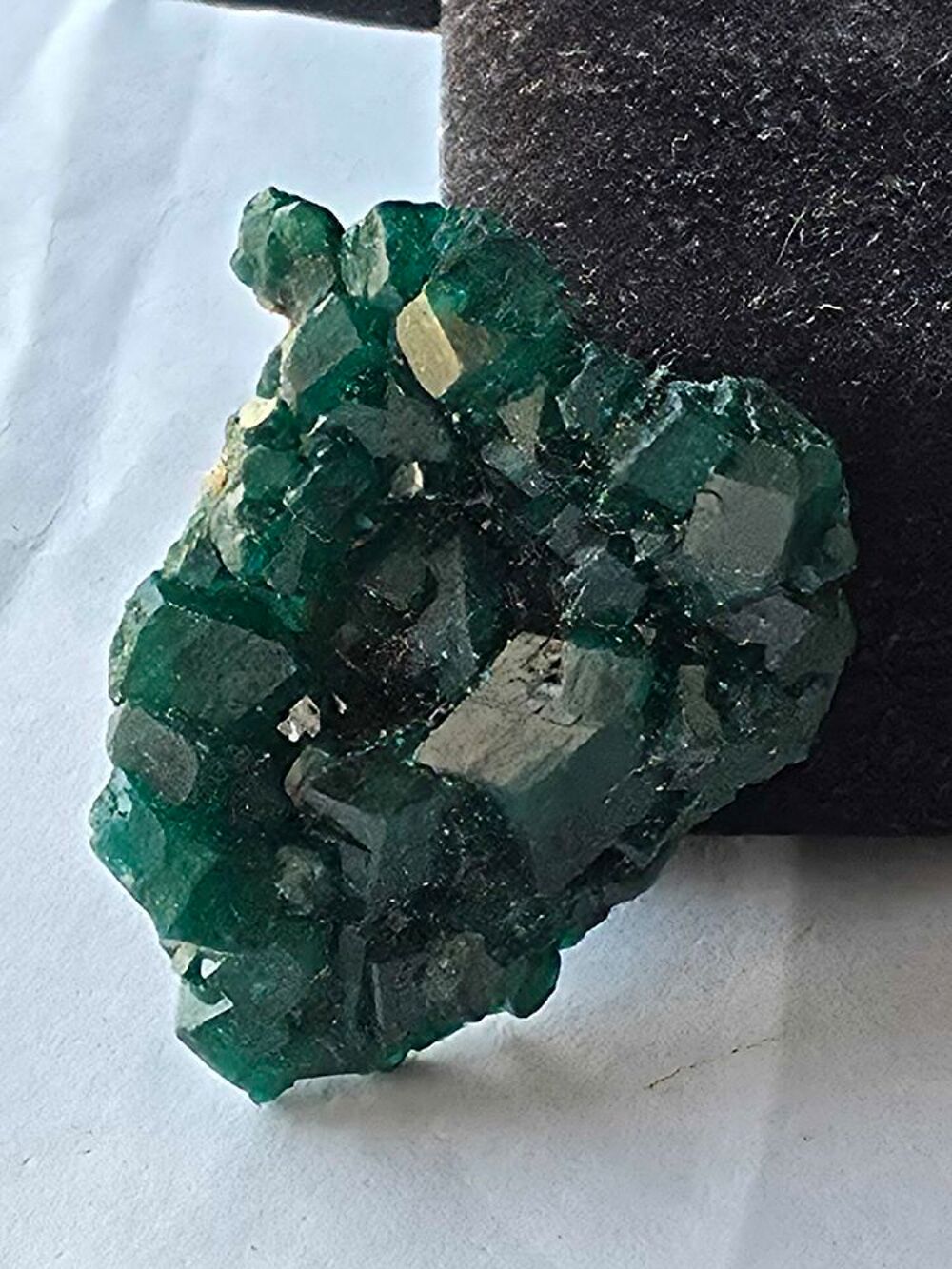 Cristaux de Dioptase Verte sur Matrice (RDC)-17g 