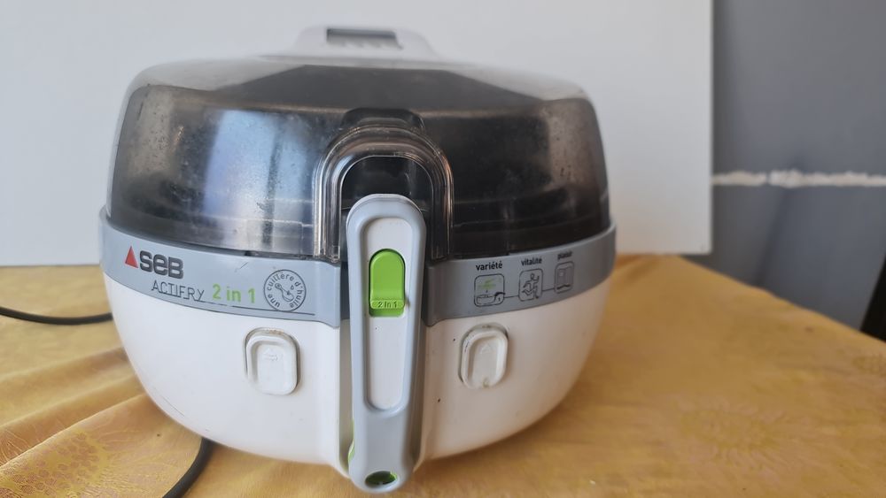  Friteuse SEB Actifry&nbsp;2 en 1 de&nbsp;SEB&nbsp;: la&nbsp;cuisson 2 en 1 Electroménager
