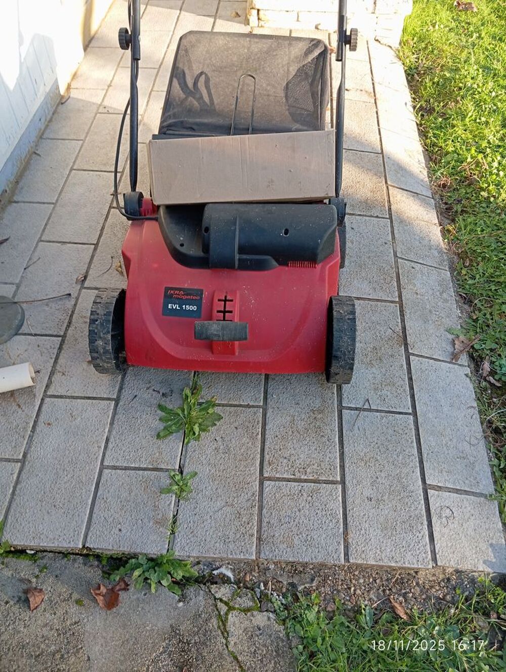 Scarificateur &eacute;lectrique Jardin