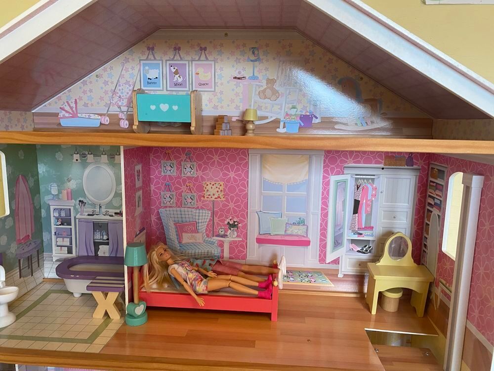 Maison de poup&eacute;es / Barbie Jeux / jouets