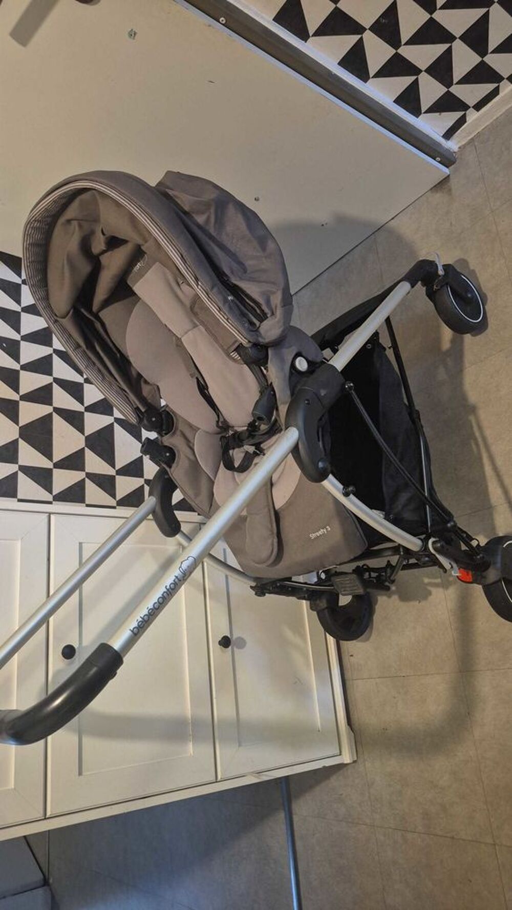 poussette b&eacute;b&eacute; confort Puériculture