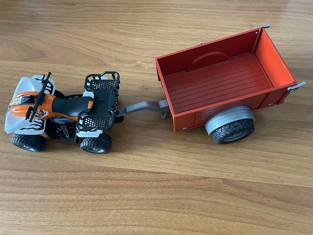 QUAD Bruder (jouet made in Germany) Jeux / jouets