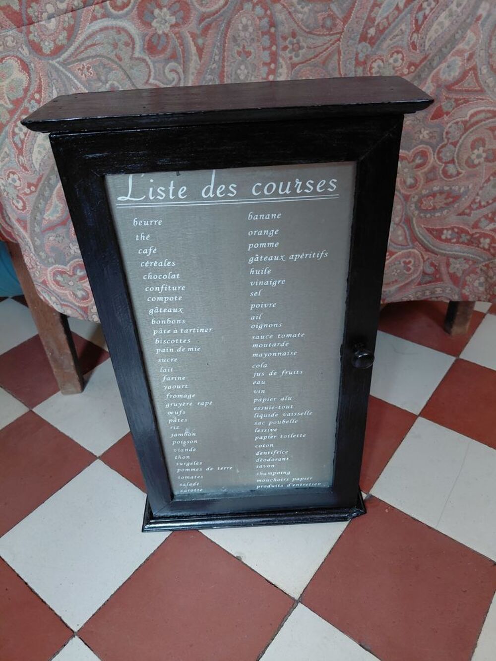 Boite &agrave; cl&eacute; avec liste de courses &agrave; cocher Meubles