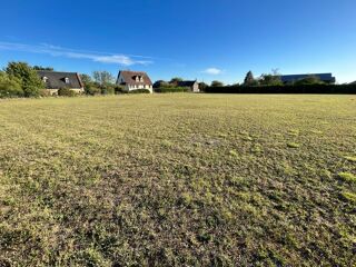  Terrain à vendre 961 m²