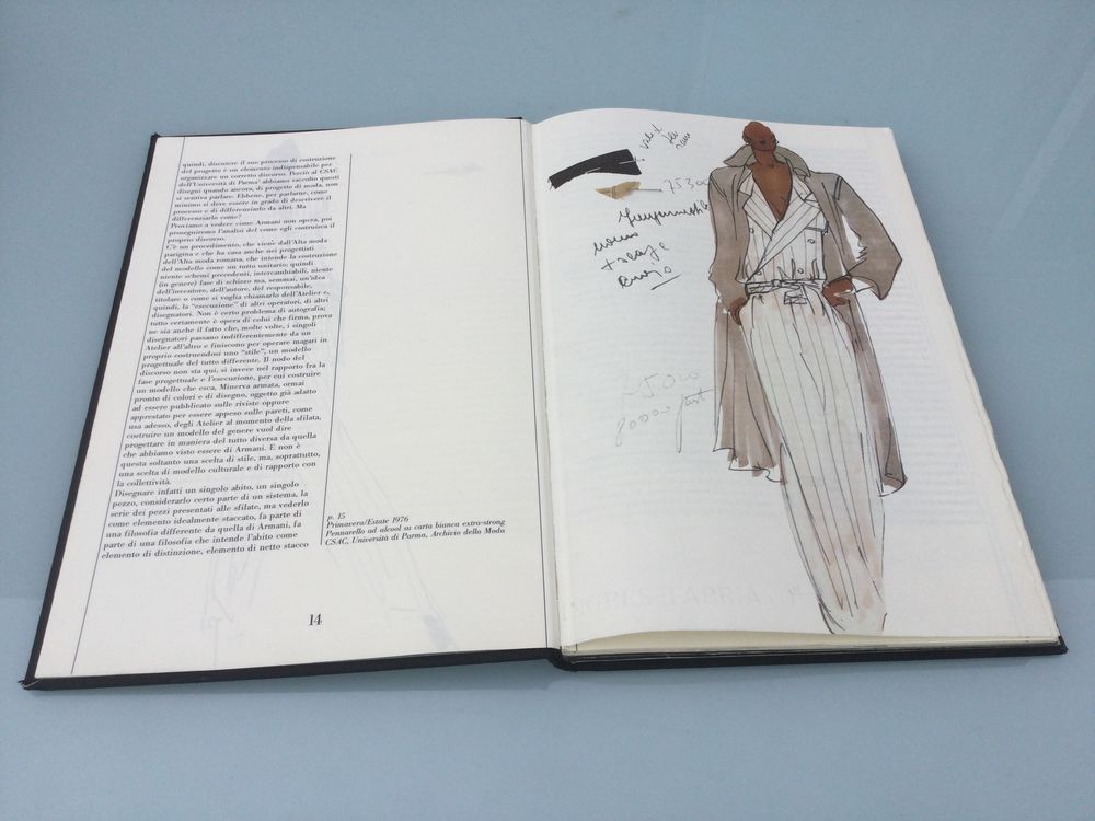 Livre ARMANI Livres et BD