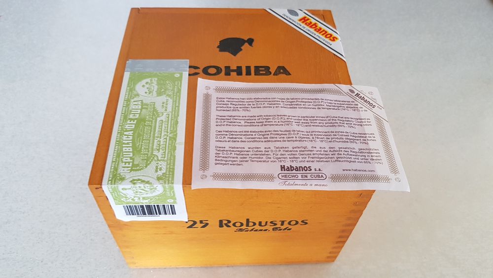 Coffret 25 cigares cubains Cohiba Robustos 