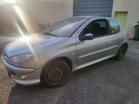 206 1.4e 75ch Urban (5 CV) 2005 occasion 54170 Allain