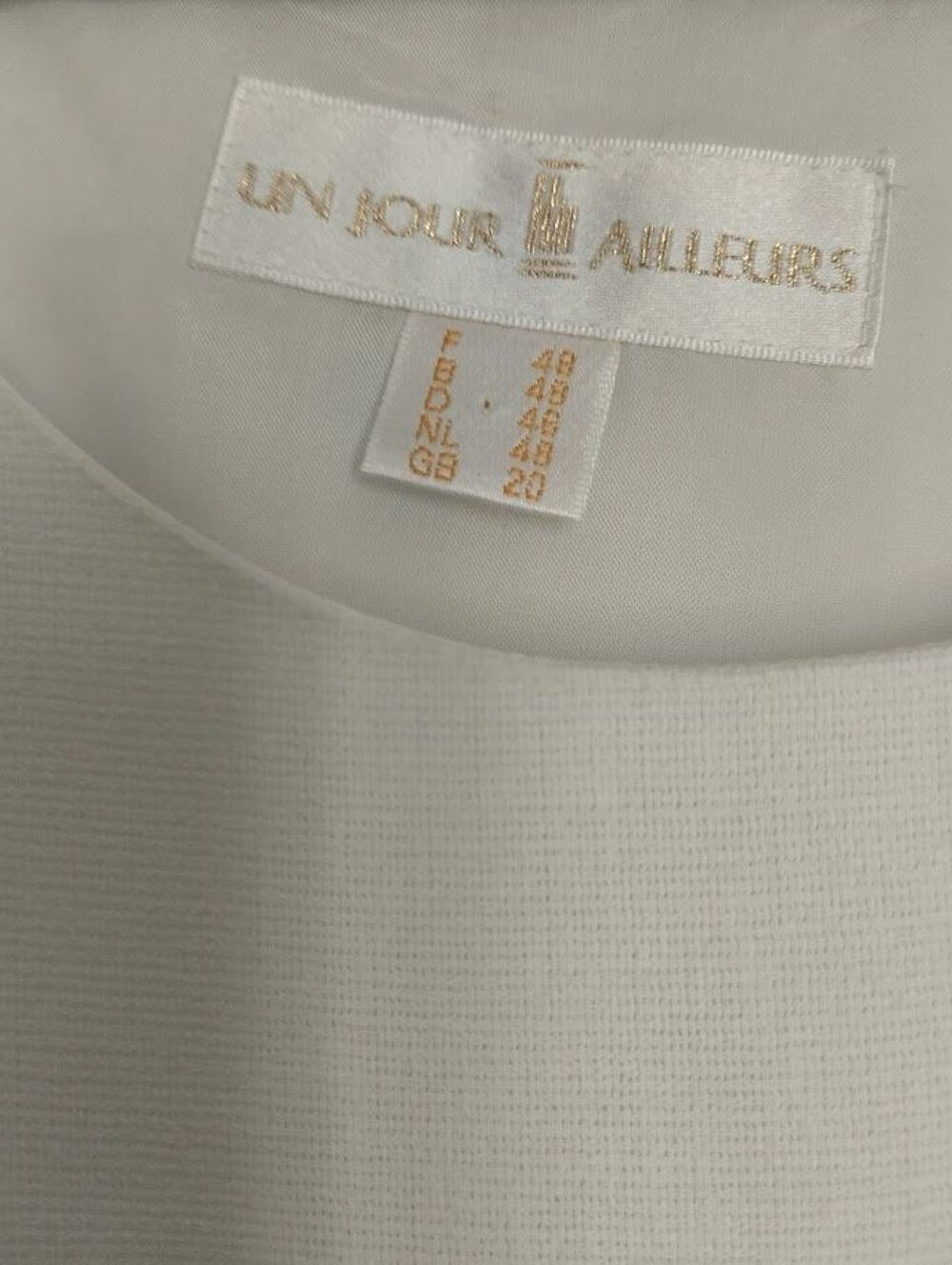 Ensemble &eacute;l&eacute;gant Un Jour Ailleurs ? id&eacute;al c&eacute;r&eacute;monie&nbsp;
Vêtements