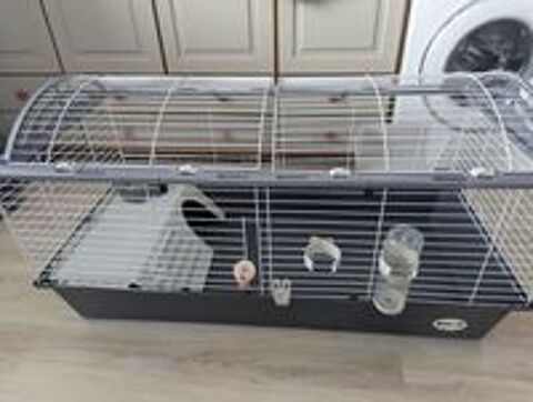   Grande cage avec accessoires  