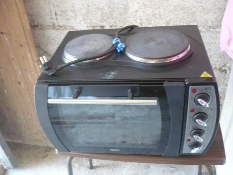 Petit four �lectrique avec deux plaques de cuisson VENGA 25 Foulcrey (57)