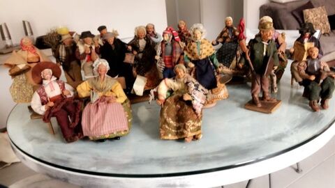 Vends 12 Santons simple et 3 Satons couple
De1950 a 1990 160 Bourgoin-Jallieu (38)
