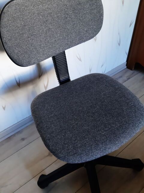 Tabouret 15 Saint-Pierre-le-Motier (58)