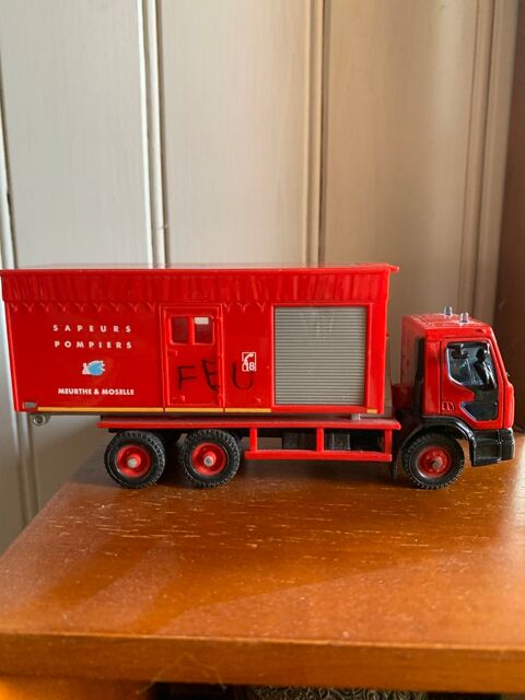Jouet vhicule miniature Solido   Camion pompier renau 3 Saleilles (66)