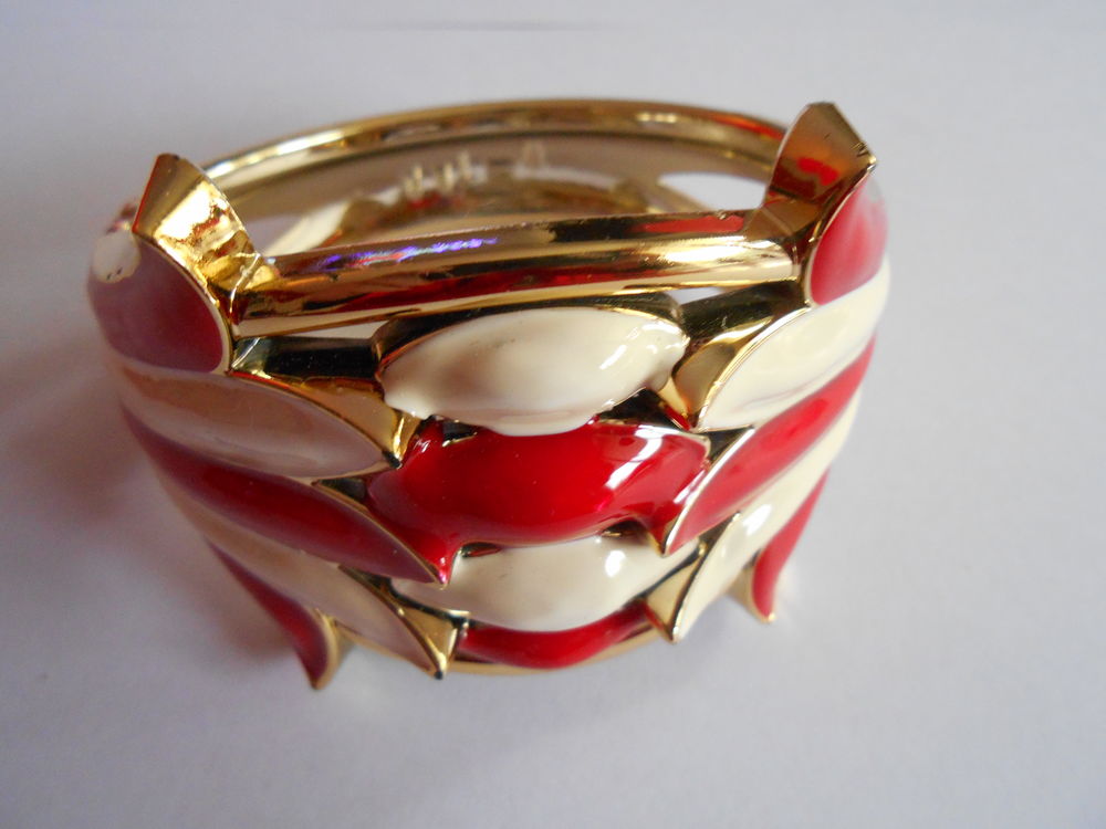 MANCHETTE Bijoux et montres