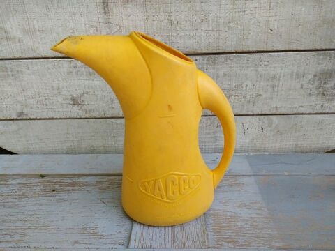 Ancien Broc Yacco Plastique Vintage Collection Garage  30 Loches (37)