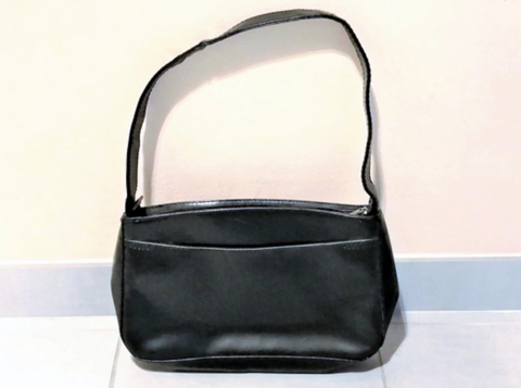 Sac  main en simili cuir noir verni 2 Puteaux (92)