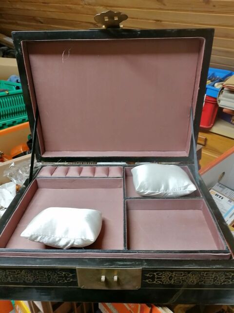 Boite bijou style chinois laqu� 14 Veign� (37)