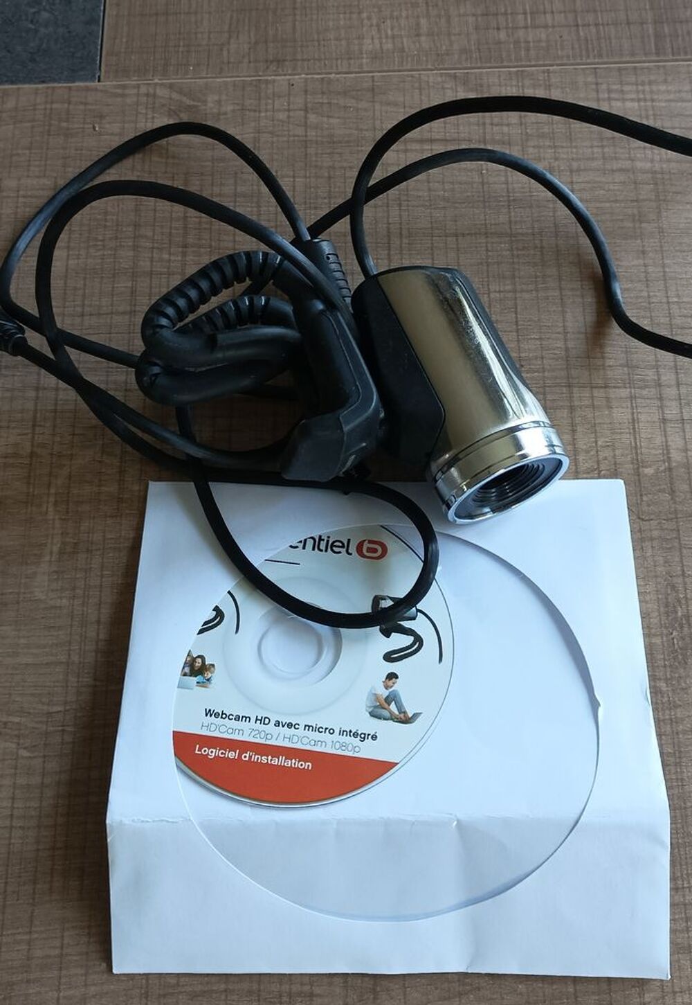 Webcam 1080p Essentiel avec micro int&eacute;gr&eacute; Photos/Video/TV