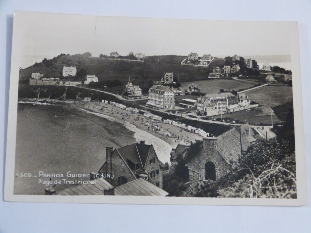  CP - PERROS GUIREC plage de TRESTRIGNEL 