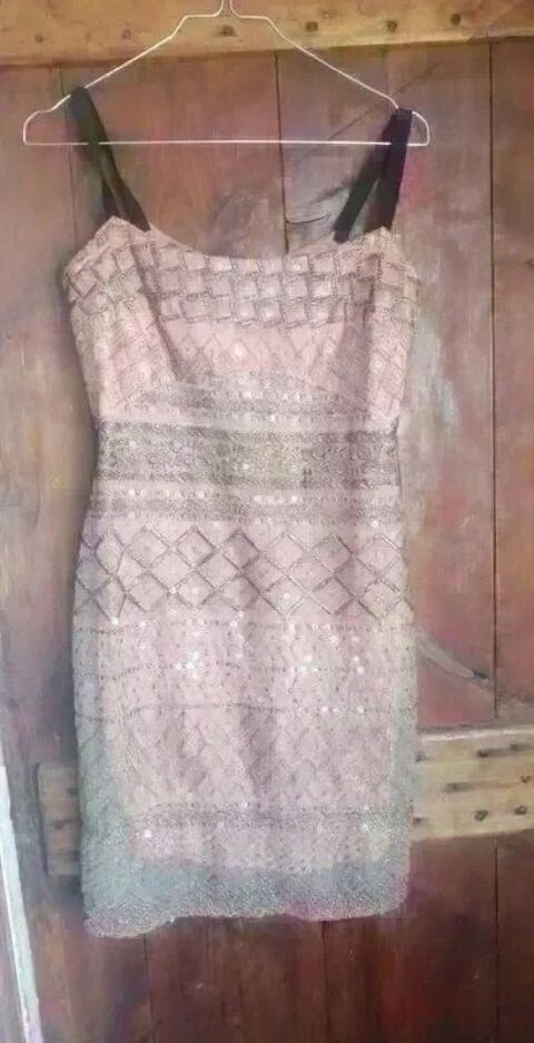 Robe rose de cérémonie 20 Éguilles (13)