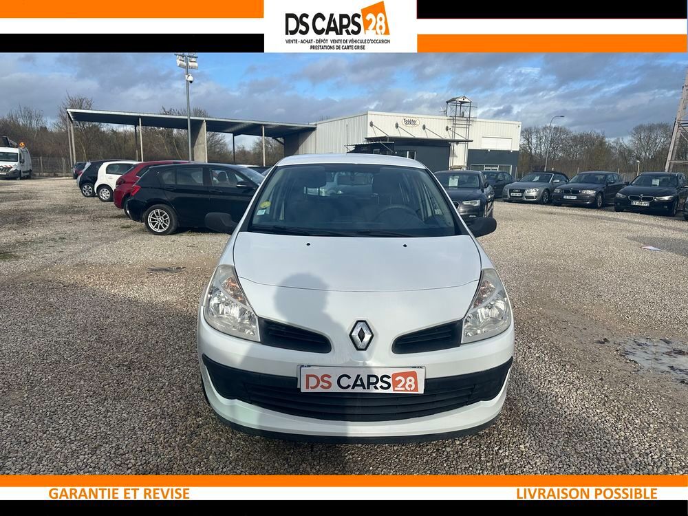 Clio III Clio 1.2 16V 75 Pack Authentique 2005 occasion 28000 Chartres
