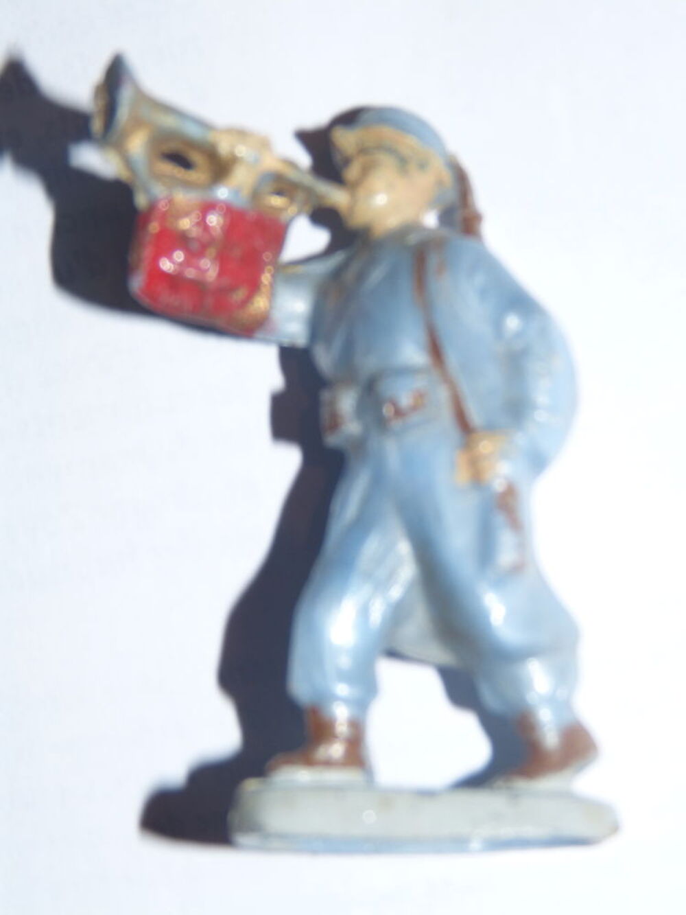SOLDAT 14 - 18 AU CLAIRON ( plastique ) 