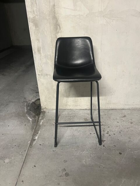 Tabouret de bar noir métal et simili cuir 120 Aix-en-Provence (13)