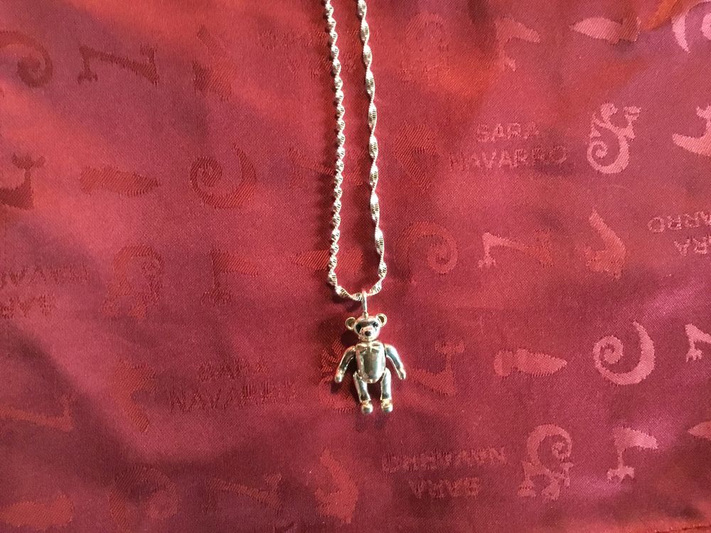 Collier en argent petit ours Bijoux et montres