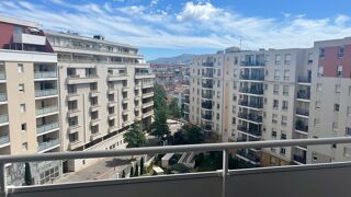 Location Appartement T2 meublé dans immeuble standing (8°) Marseille 8