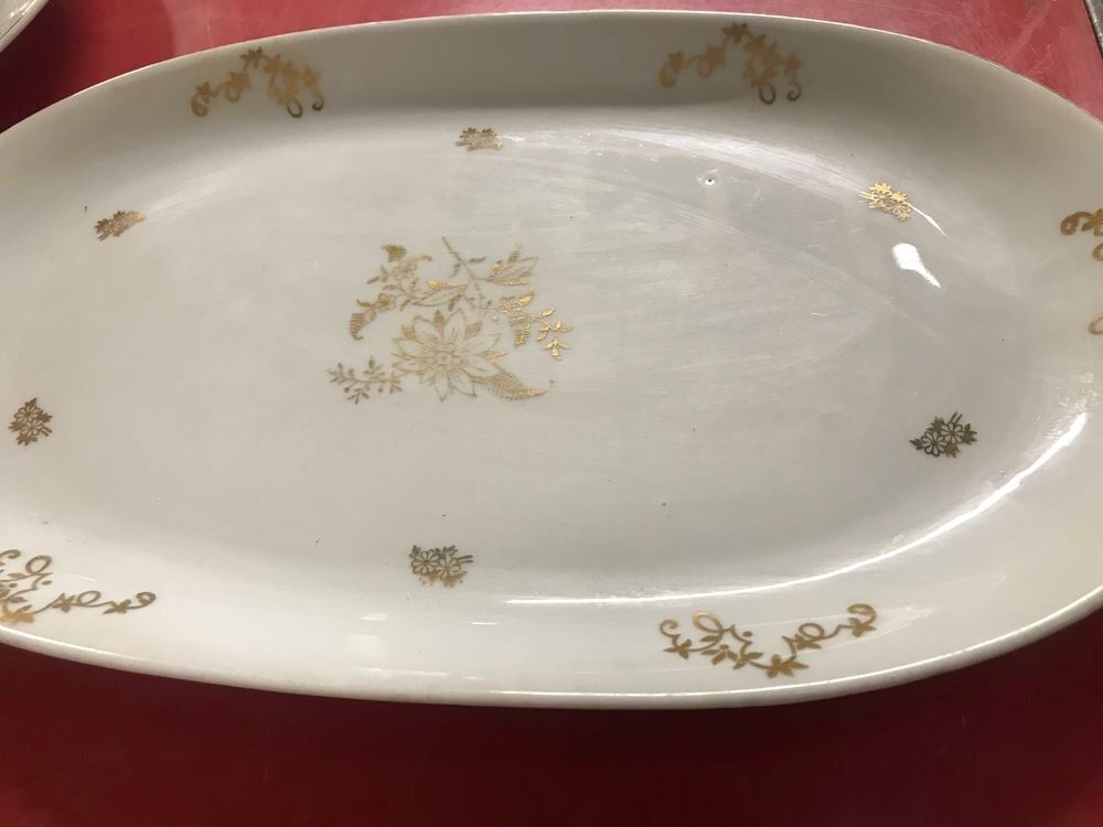 lot de vaisselle en porcelaine pour 50 eur SUR PLACE Décoration