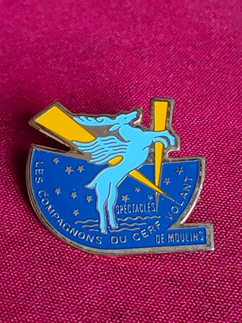 Pin's les compagnons du cerf volant 2 Avermes (03)