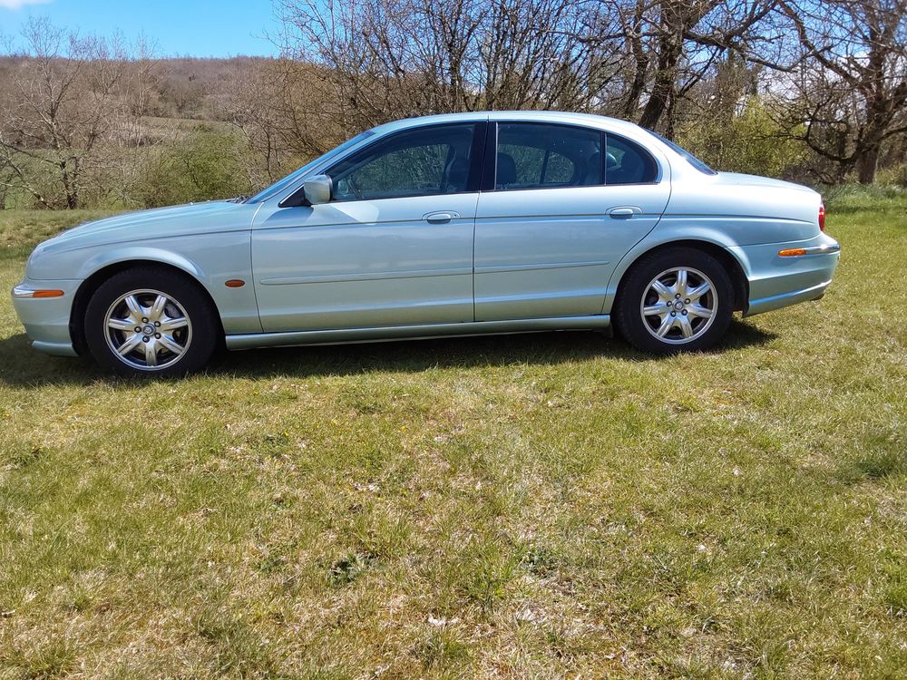 S-Type 3.0i V6 A 1999 occasion 38080 Saint-Marcel-Bel-Accueil
